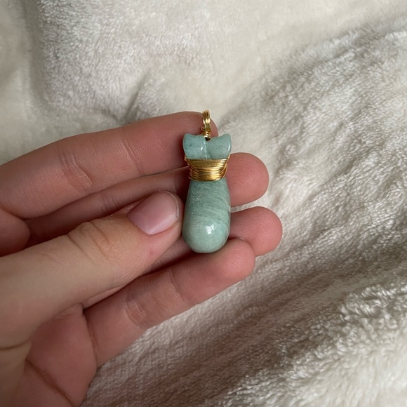 Amazonite whale wire wrap handmade pendant - Picture 2 of 4